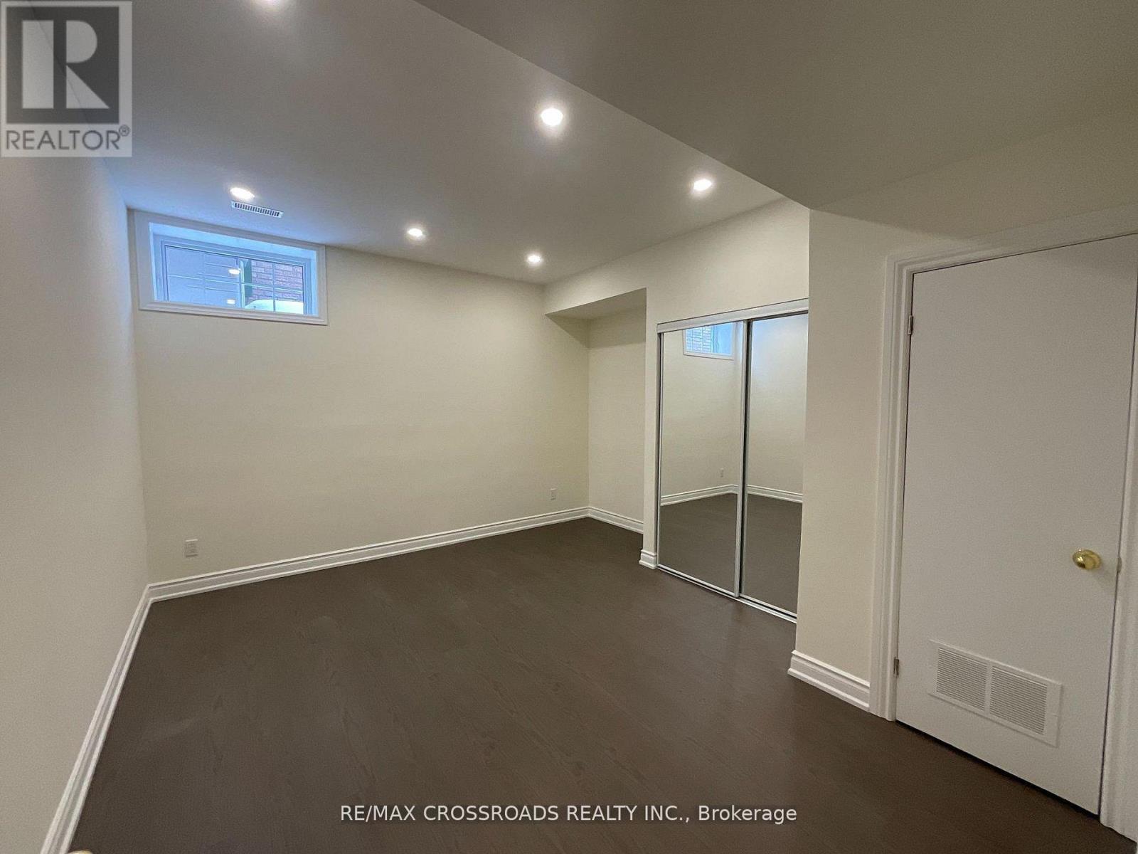 129 Lakeland Crescent, Richmond Hill, ON - Indoor