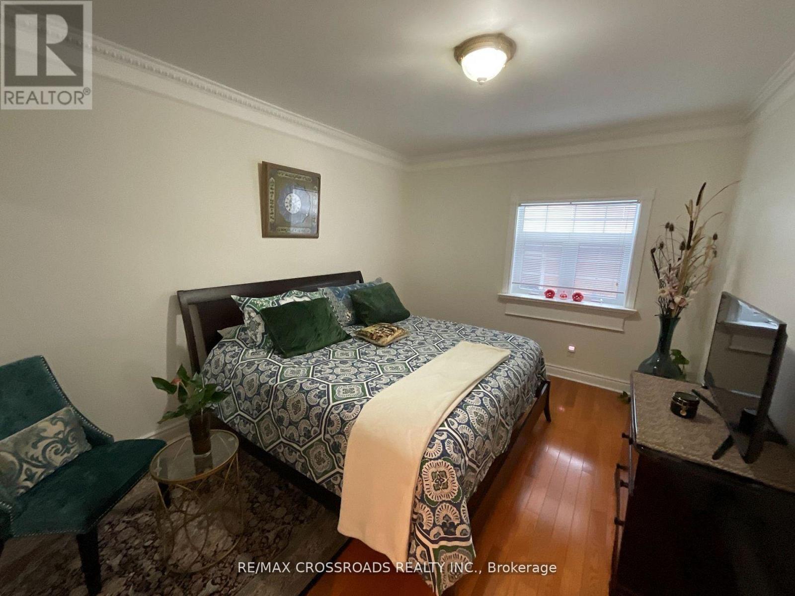 129 Lakeland Crescent, Richmond Hill, ON - Indoor Photo Showing Bedroom