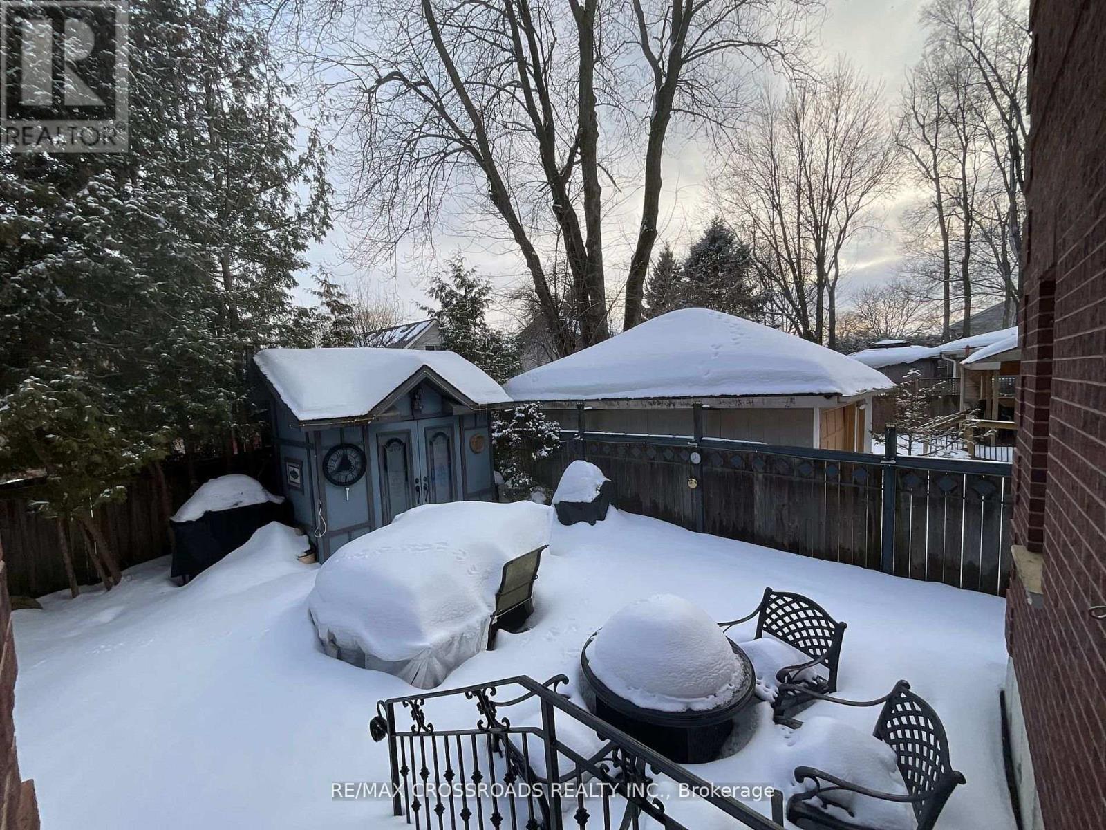 129 Lakeland Crescent, Richmond Hill, ON - Outdoor