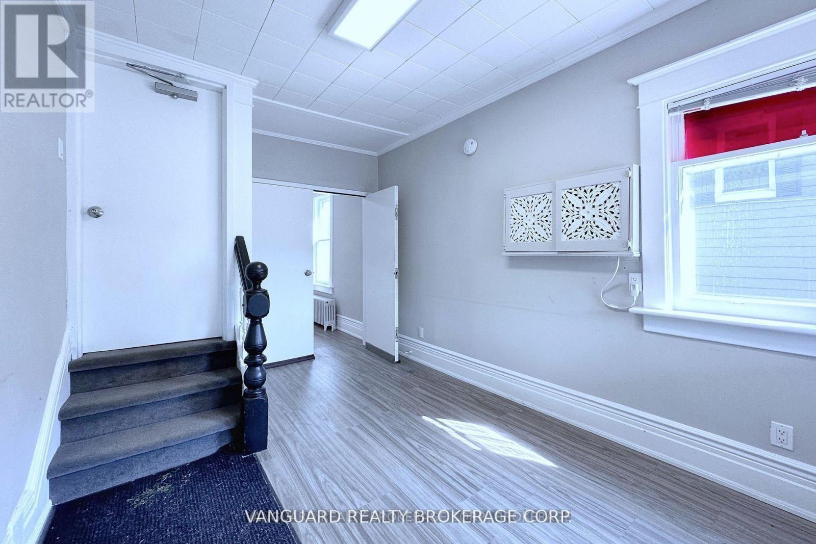 69 King Street W, Caledon, ON