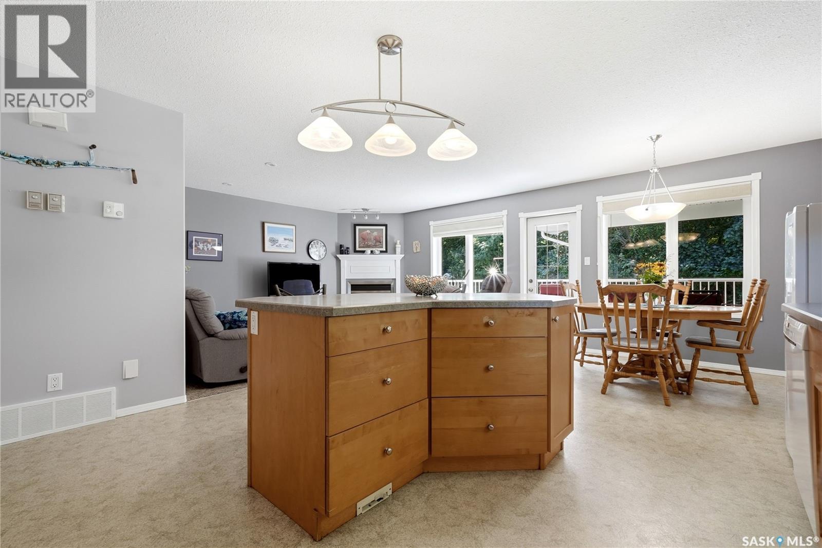 28 Rosedale Avenue, Katepwa Beach, SK - Indoor