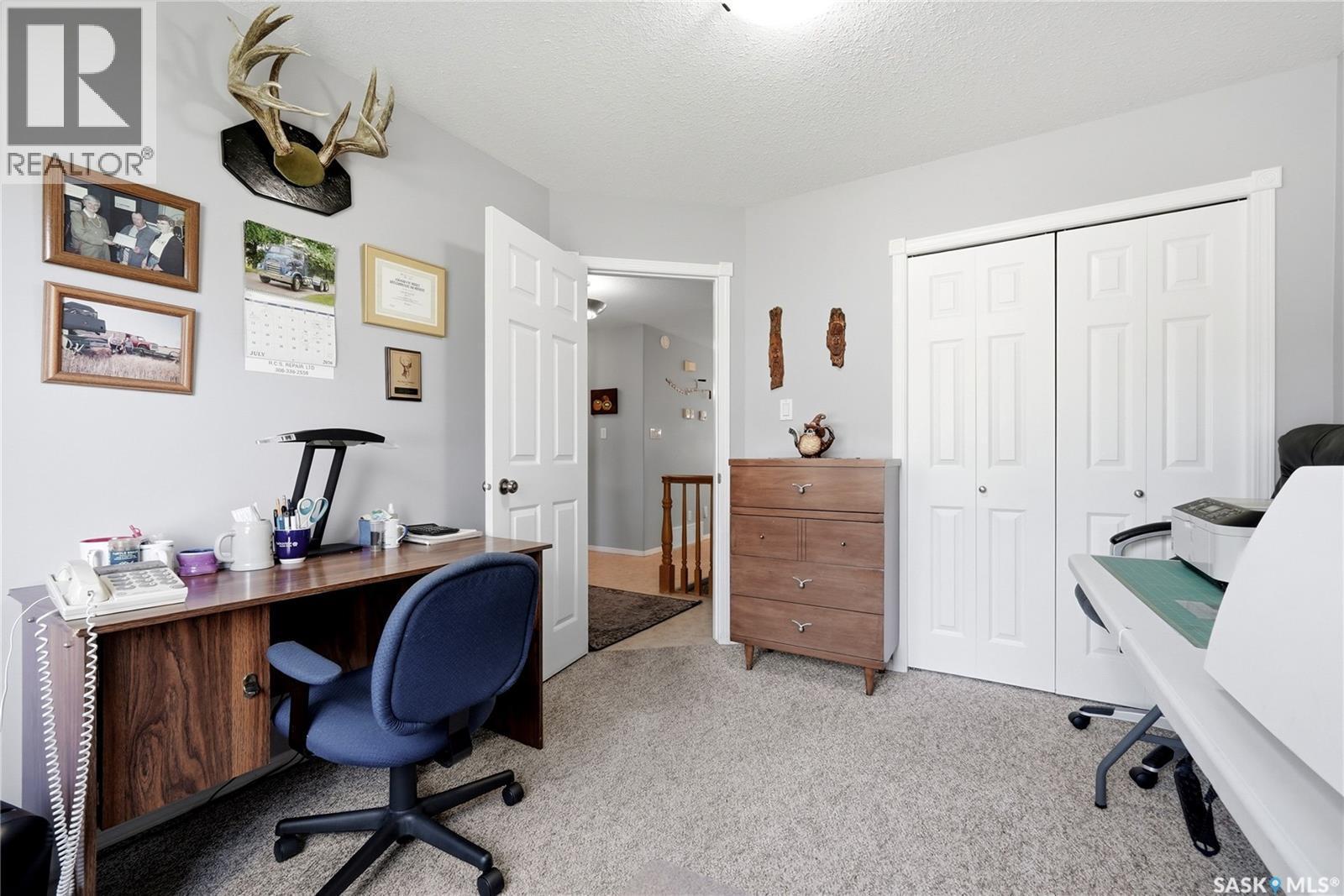 28 Rosedale Avenue, Katepwa Beach, SK - Indoor Photo Showing Office