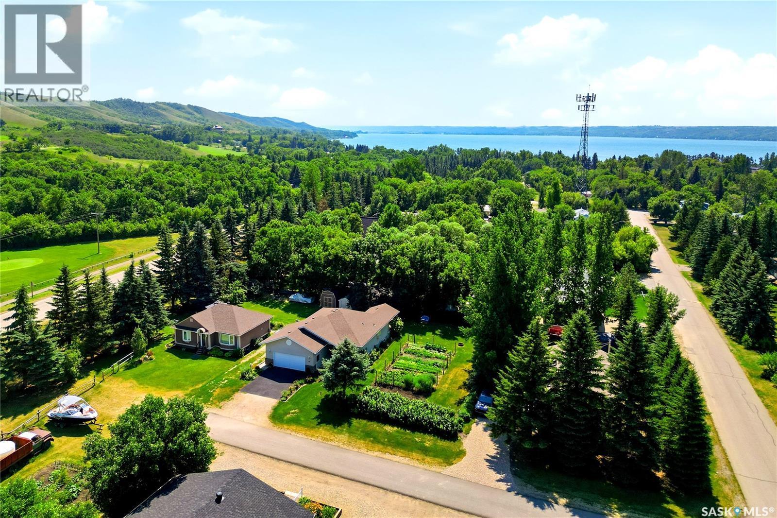 28 Rosedale Avenue, Katepwa Beach, SK - Outdoor With Body Of Water With View