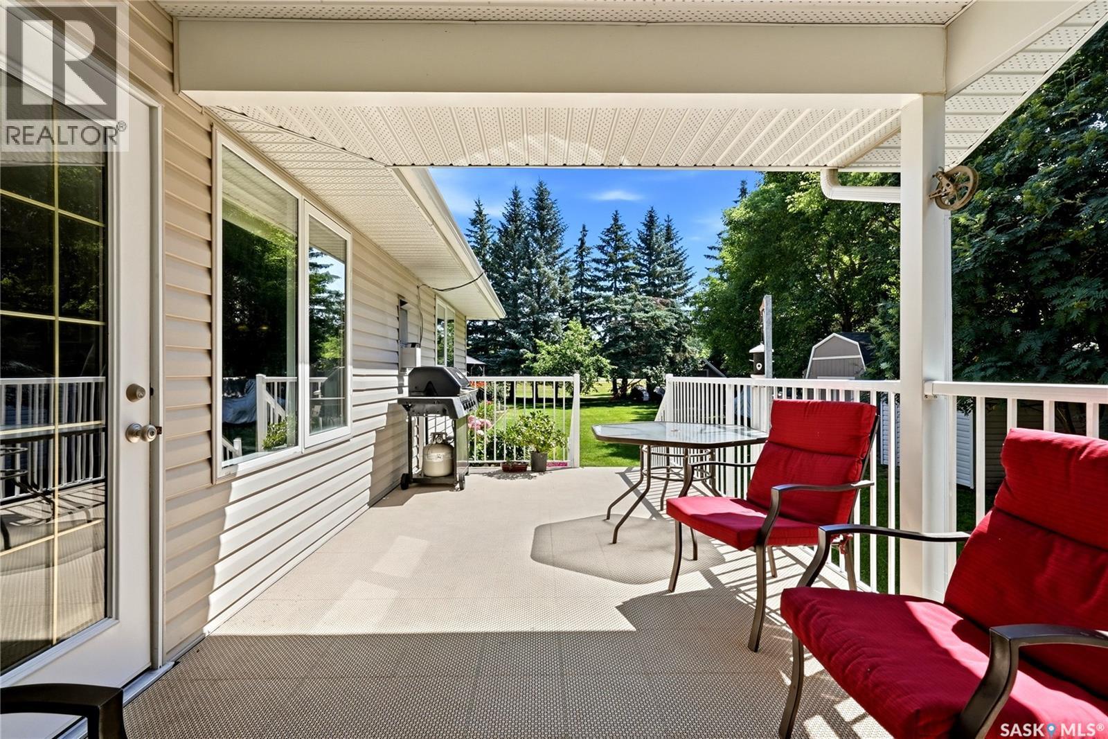 28 Rosedale Avenue, Katepwa Beach, SK - Outdoor With Deck Patio Veranda With Exterior