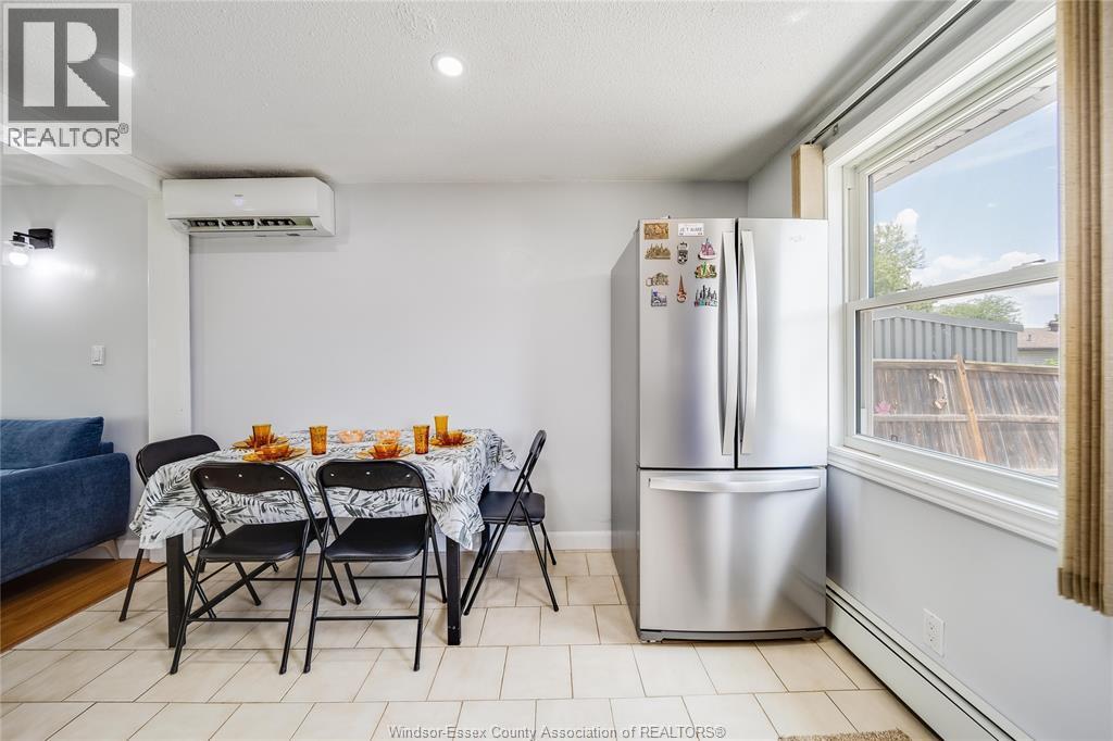 10395 Caledon Court, Windsor, ON - Indoor