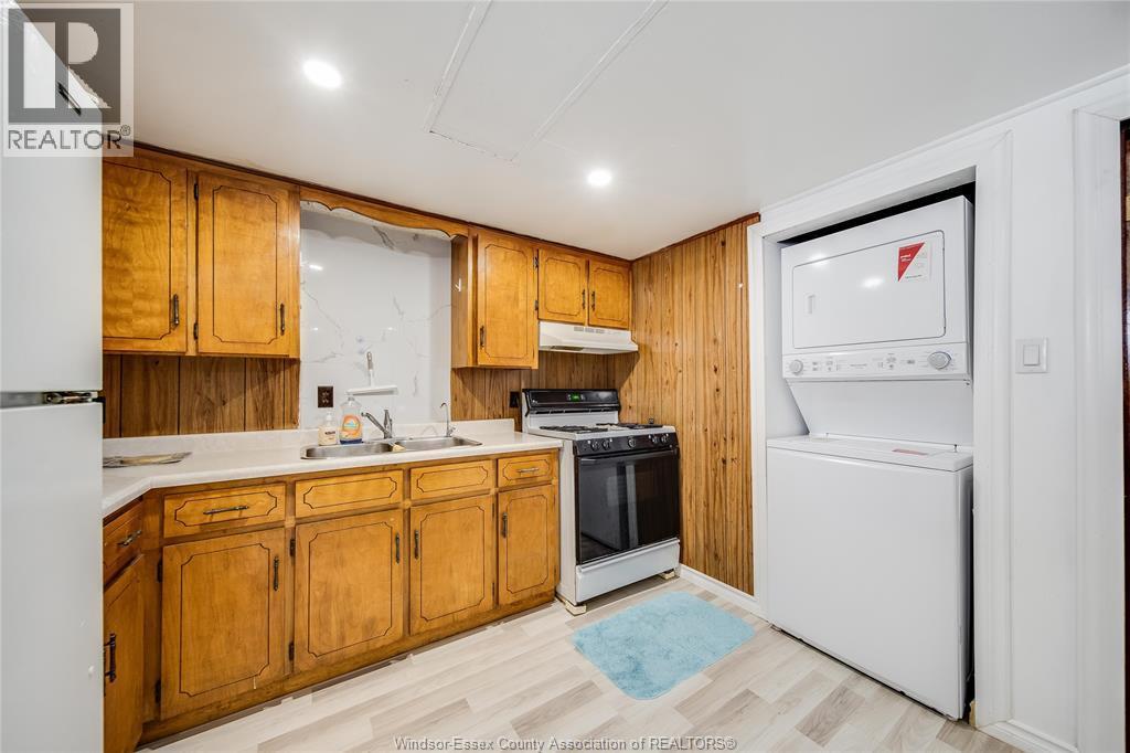 10395 Caledon Court, Windsor, ON - Indoor Photo Showing Other Room