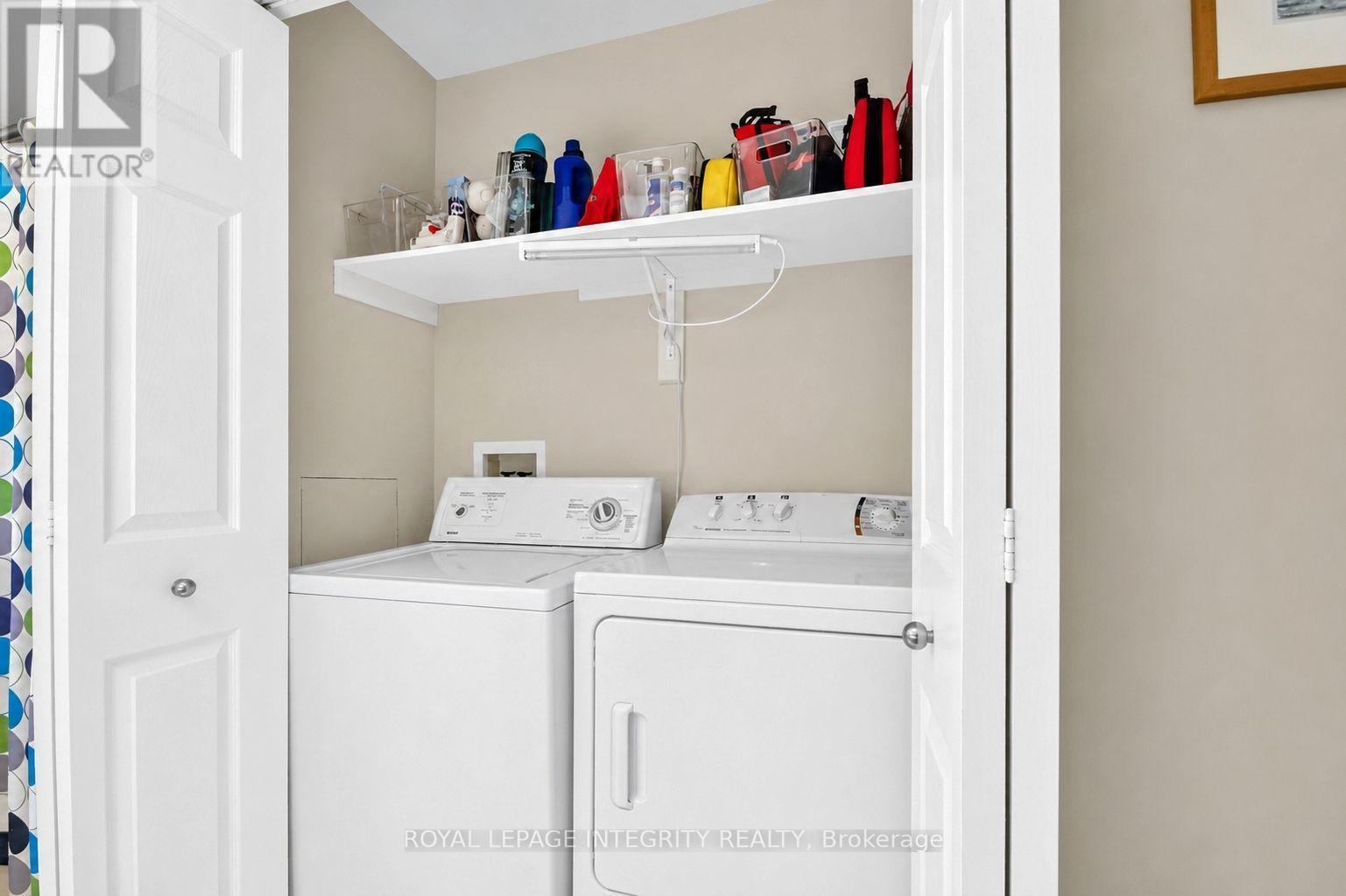 8308 Rosefire Drive, Ottawa, ON - Indoor Photo Showing Laundry Room
