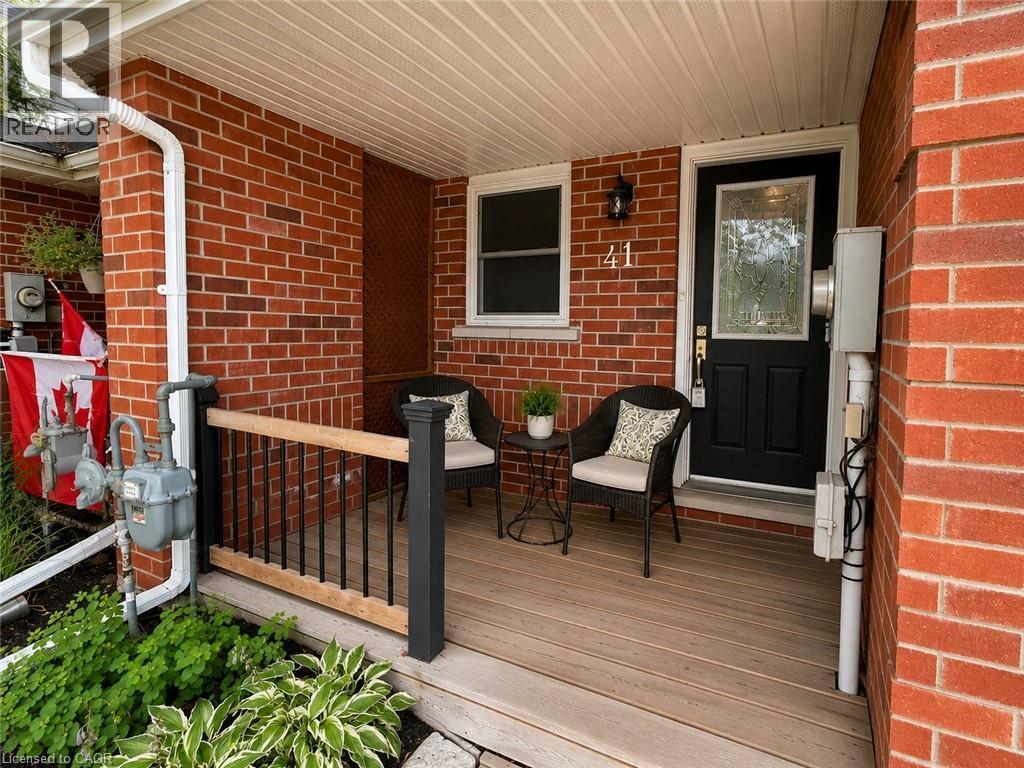 41 Edgemere Drive, Cambridge, ON - Outdoor With Deck Patio Veranda With Exterior
