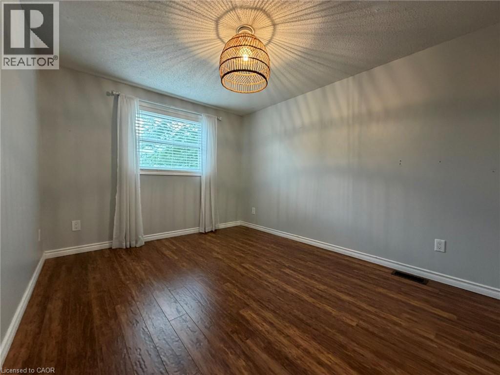 41 Edgemere Drive, Cambridge, ON - Indoor Photo Showing Other Room