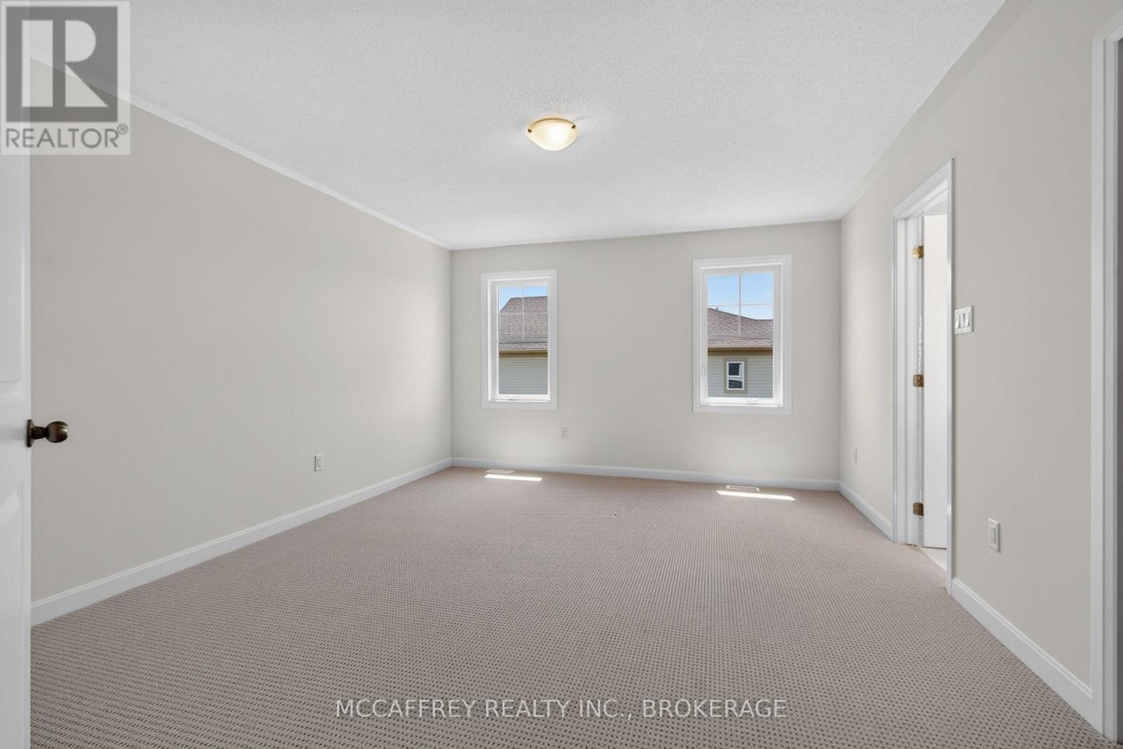 103 Gildersleeve Boulevard, Loyalist (Bath), ON - Indoor Photo Showing Other Room