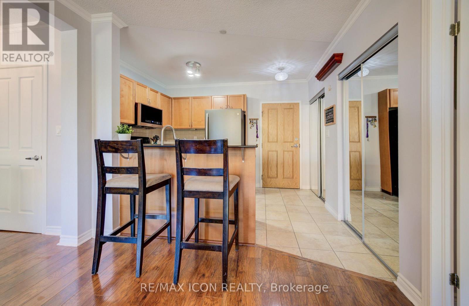 118 - 8 Harris Street, Cambridge, ON - Indoor
