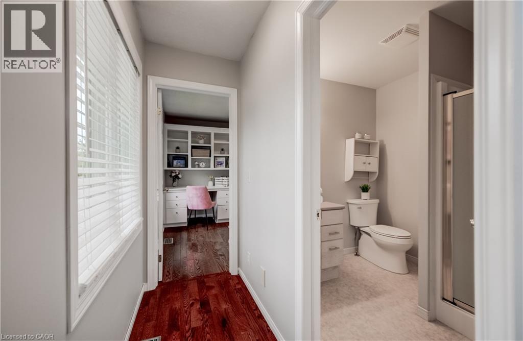 27 Chandos Drive, Kitchener, ON - Indoor Photo Showing Bathroom