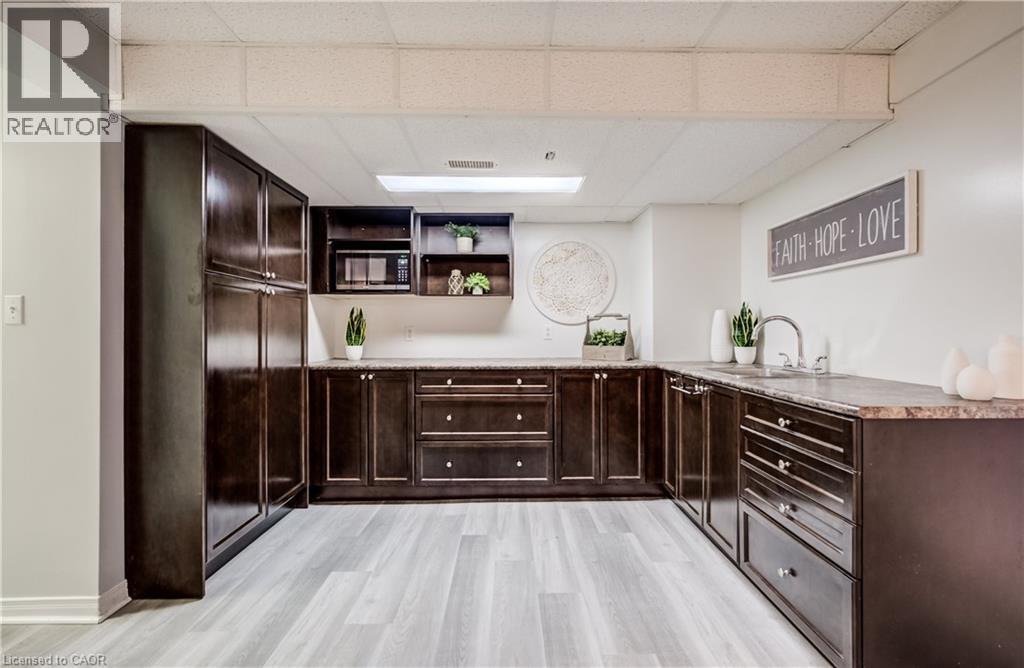 27 Chandos Drive, Kitchener, ON - Indoor Photo Showing Other Room