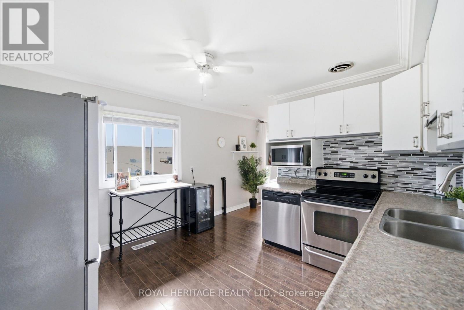 44 Division Street, Cramahe, ON - Indoor Photo Showing Kitchen With Double Sink