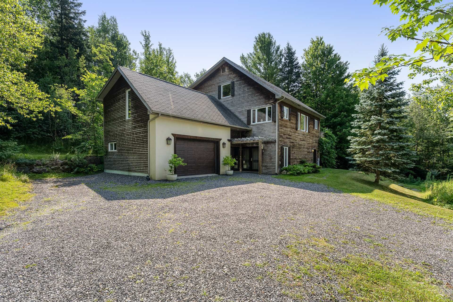 Front of Structure - 37 Rue André, Magog, QC - Outdoor