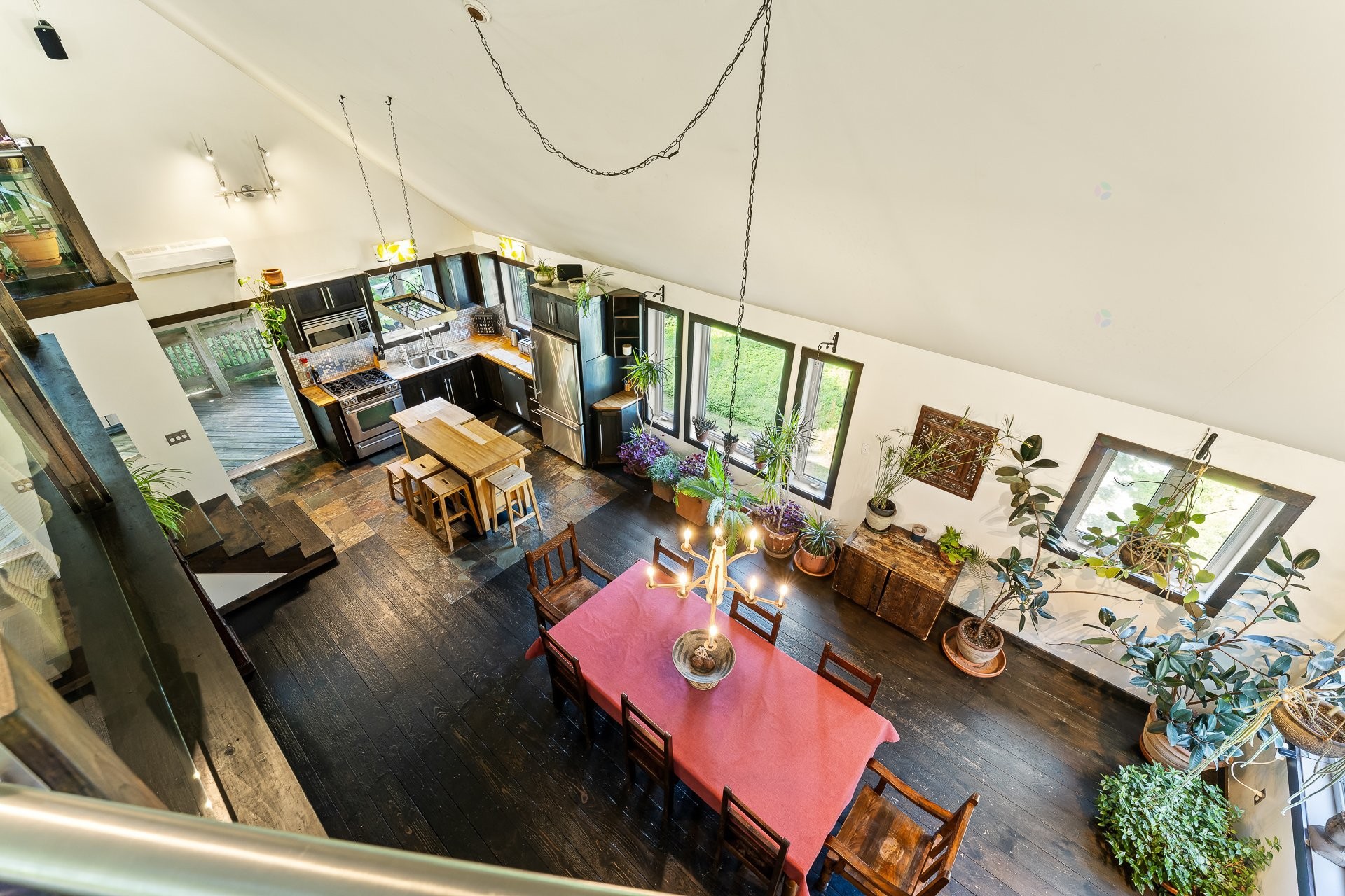 Mezzanine - 37 Rue André, Magog, QC - Indoor