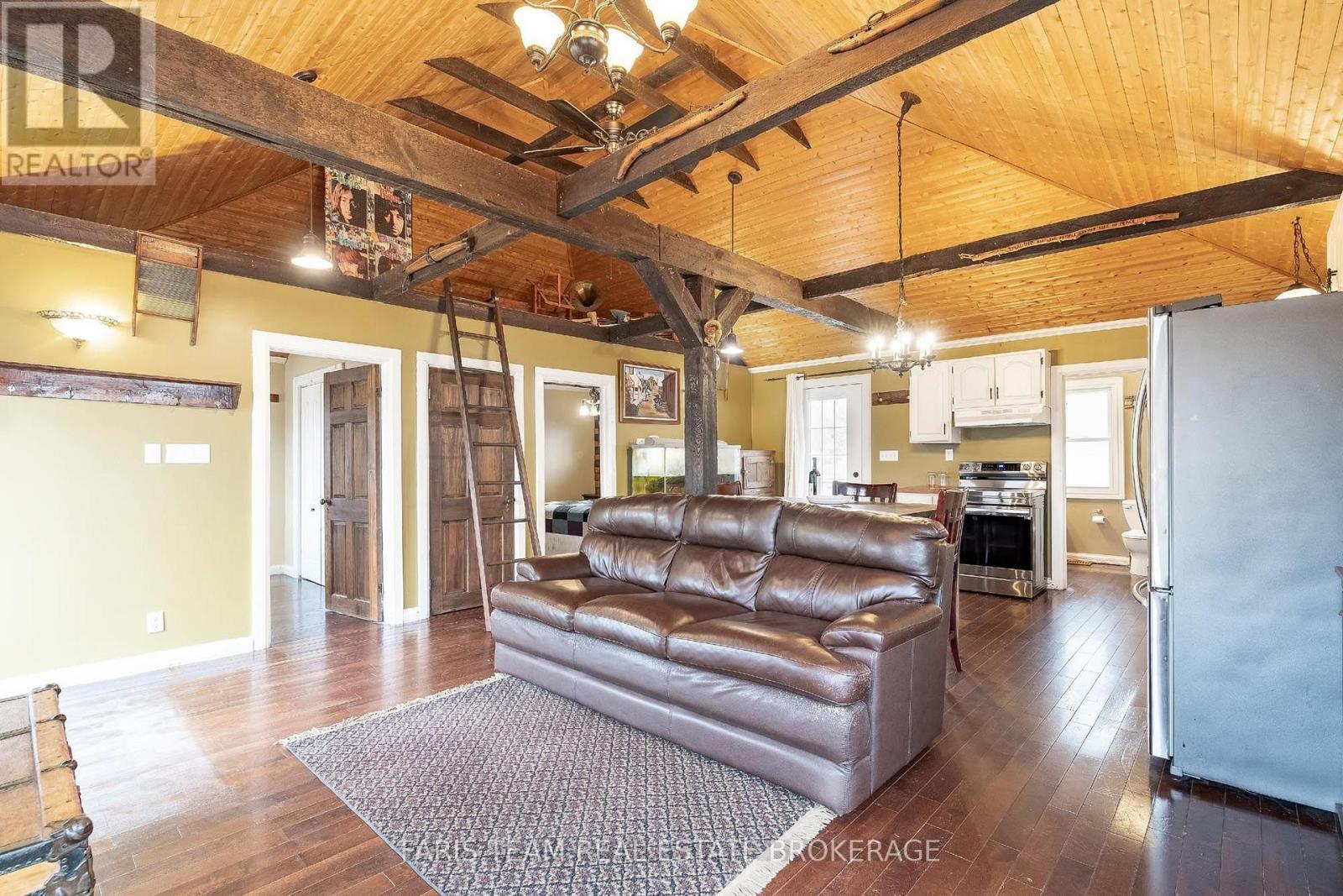1417 Maple Way, Innisfil, ON - Indoor