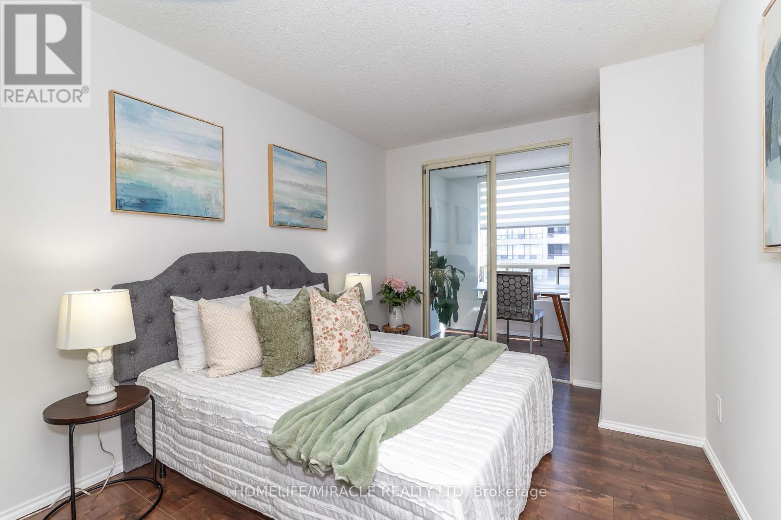 306 - 5785 Yonge Street, Toronto, ON - Indoor Photo Showing Bedroom