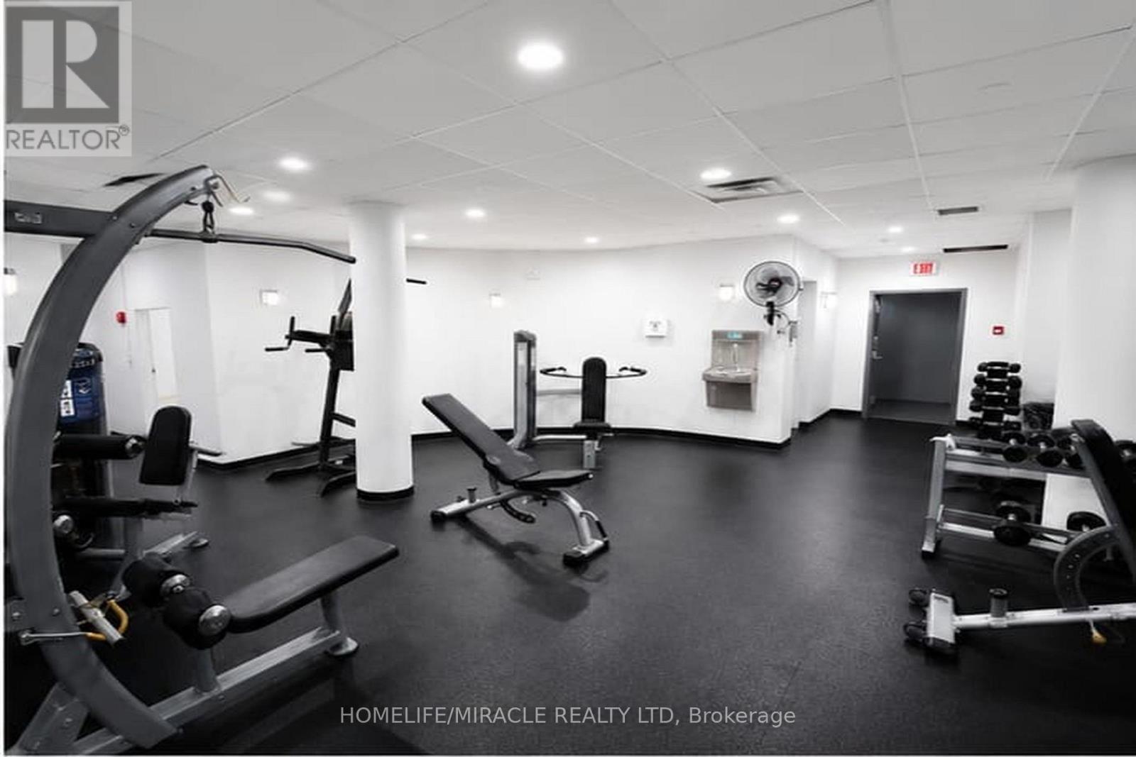 306 - 5785 Yonge Street, Toronto, ON - Indoor Photo Showing Gym Room