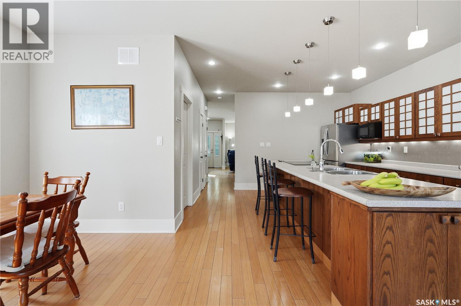1021 Main Street, Saskatoon, SK - Indoor