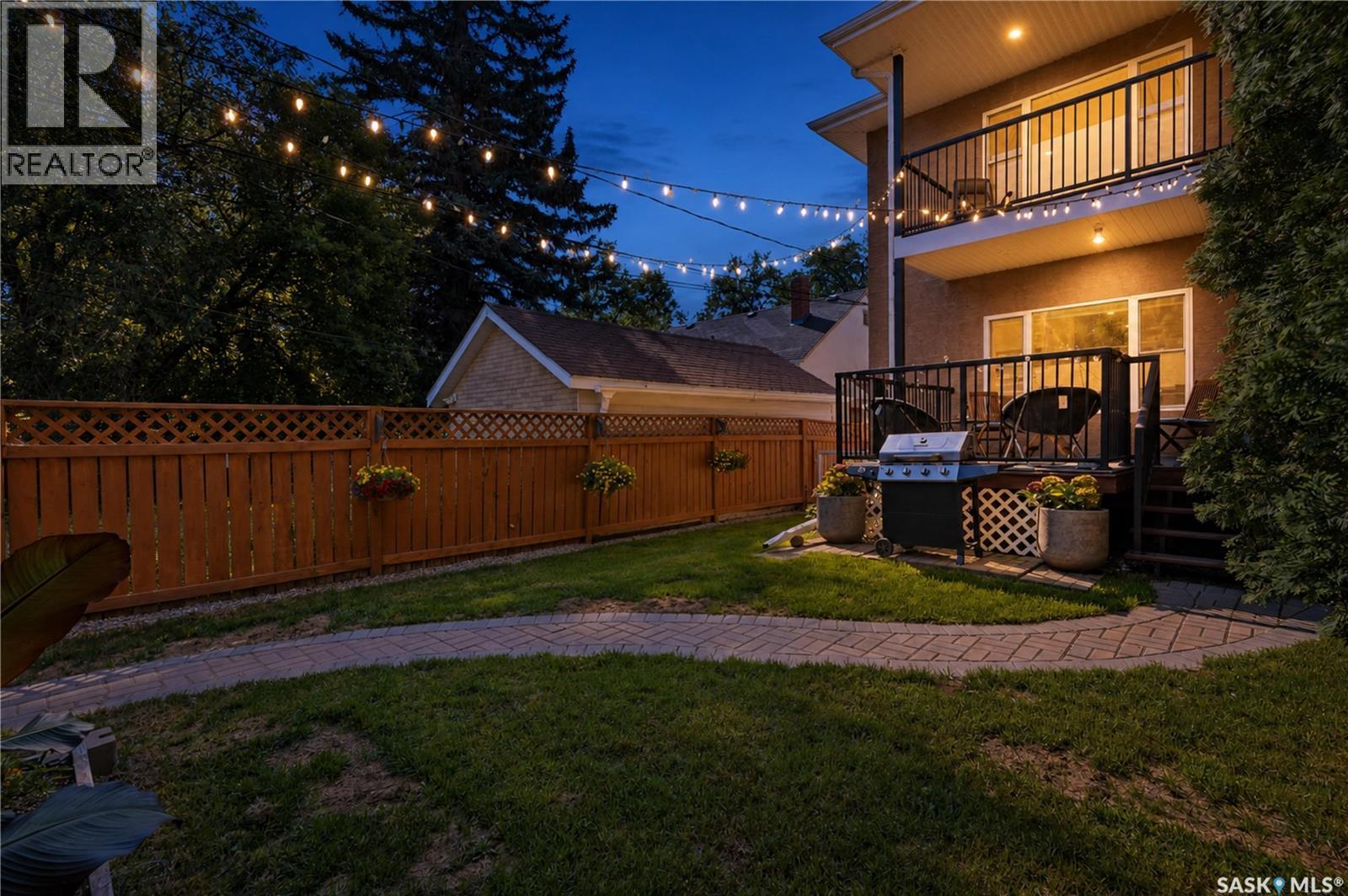 1021 Main Street, Saskatoon, SK - Outdoor