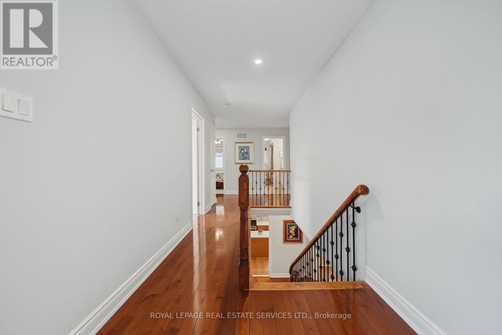 3368 Raspberry Bush Trail, Oakville, ON - Indoor Photo Showing Other Room