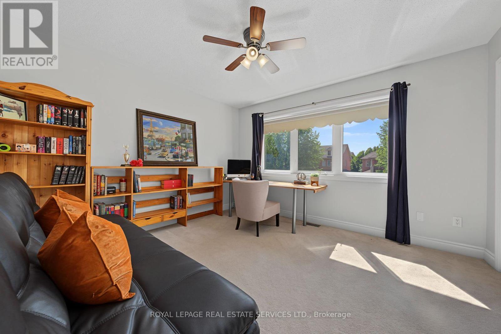 3368 Raspberry Bush Trail, Oakville, ON - Indoor