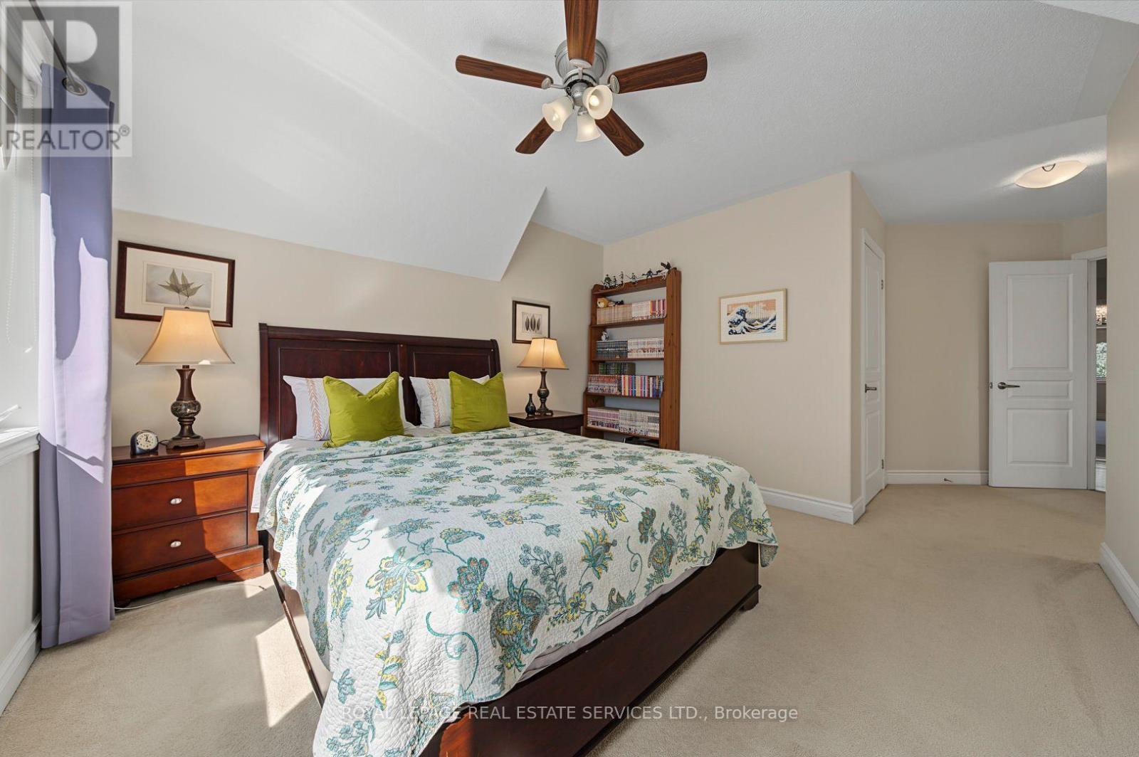 3368 Raspberry Bush Trail, Oakville, ON - Indoor Photo Showing Bedroom