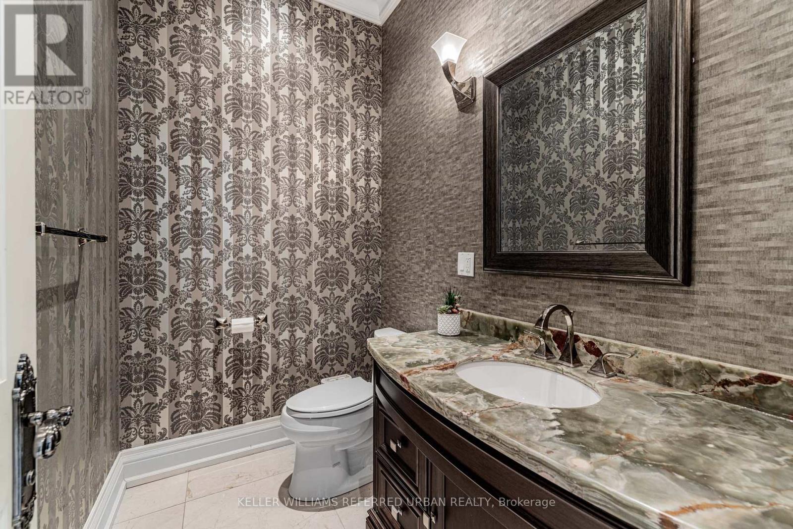 60 Hawksbury Drive, Toronto, ON - Indoor Photo Showing Bathroom