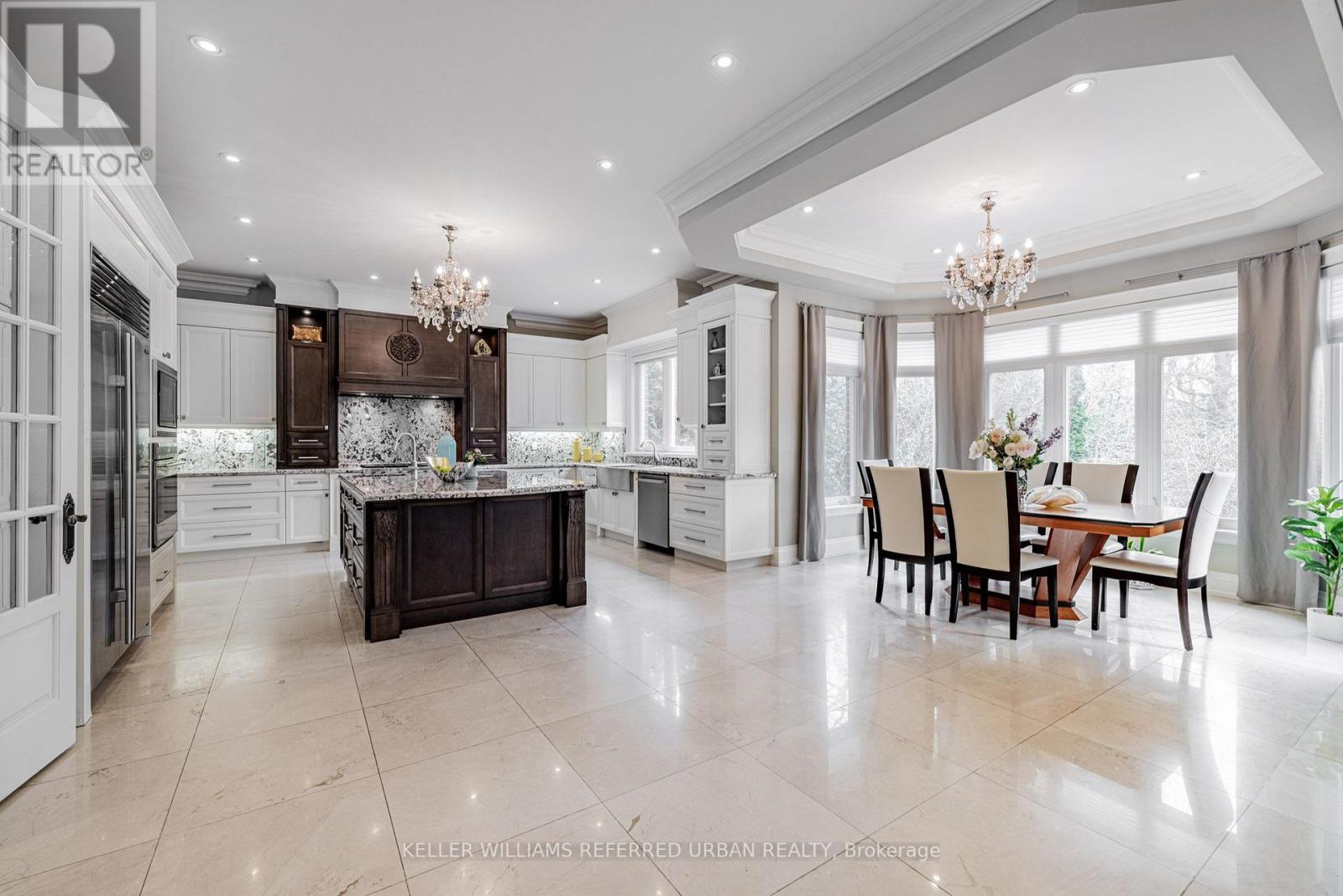 60 Hawksbury Drive, Toronto, ON - Indoor Photo Showing Other Room