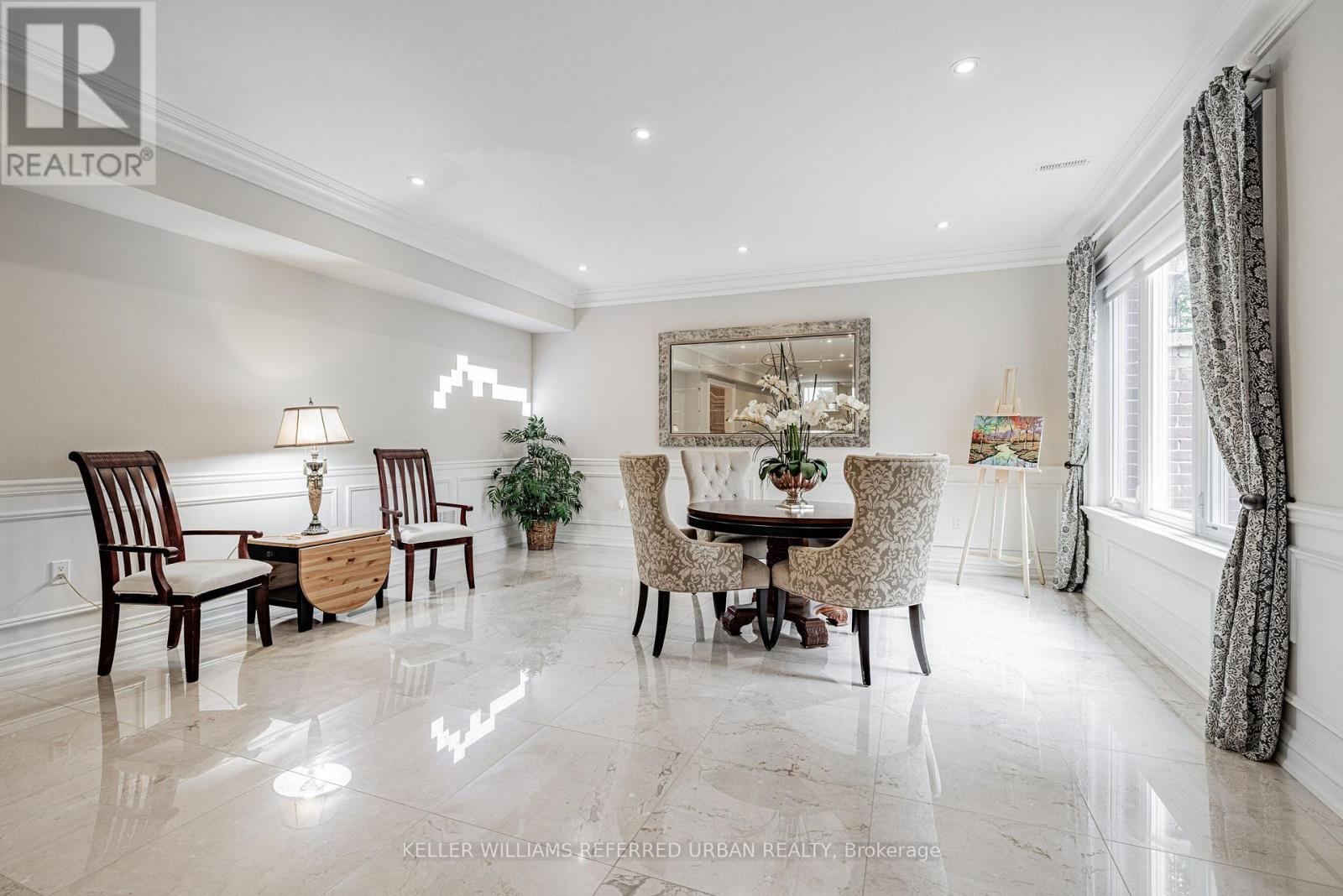 60 Hawksbury Drive, Toronto, ON - Indoor Photo Showing Dining Room