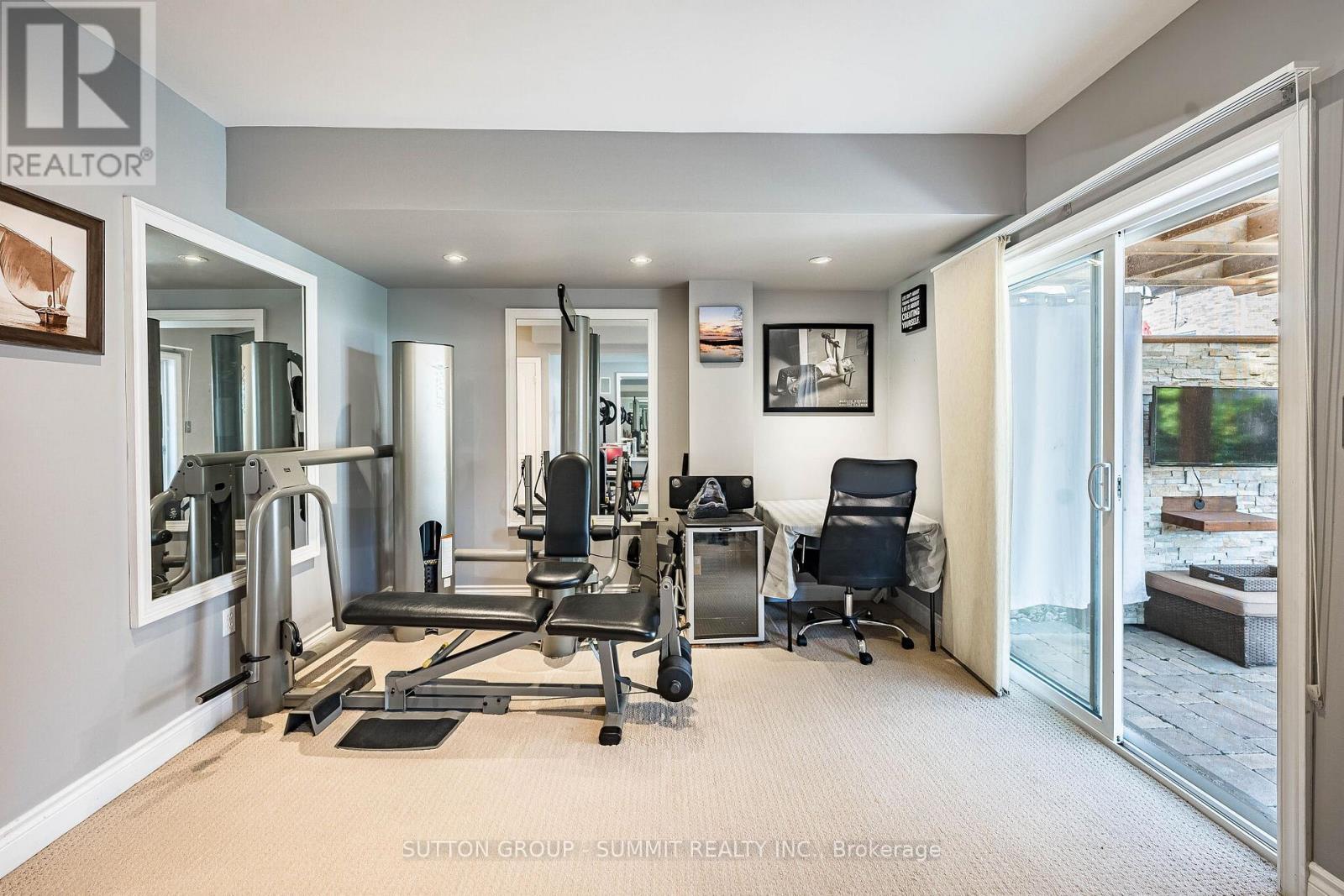 139 Oceanpearl Crescent, Whitby, ON - Indoor Photo Showing Other Room