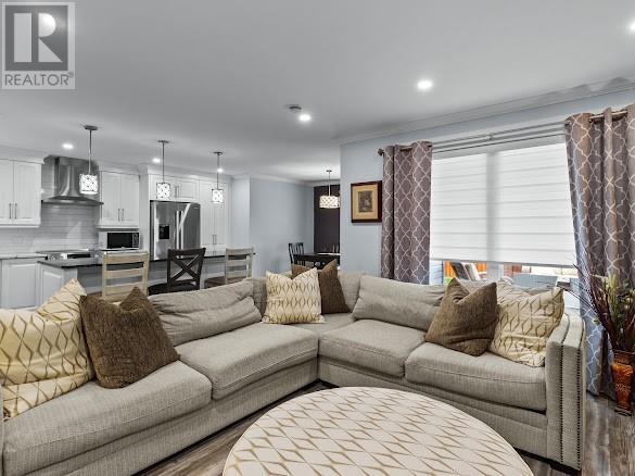 149 Castle Bridge Road, St.John'S, NL - Indoor Photo Showing Living Room