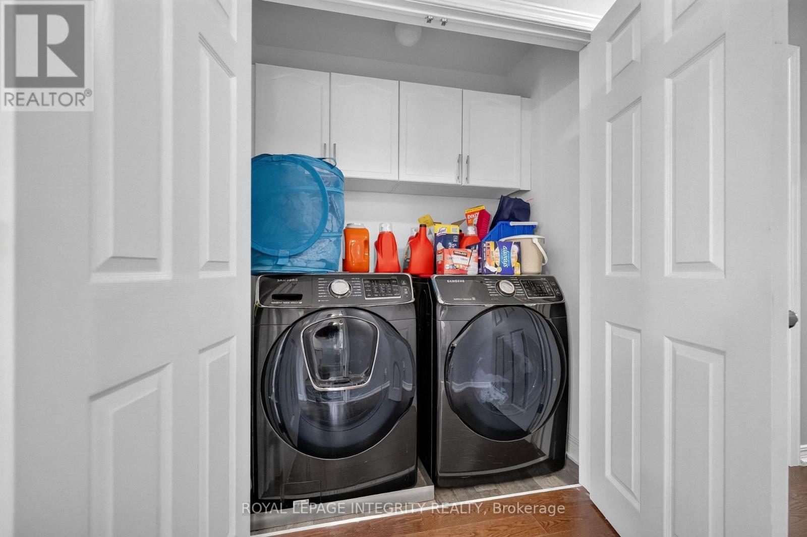 Convenient 2nd level laundry - 29 Nortoba Crescent, Ottawa, ON - Indoor Photo Showing Laundry Room