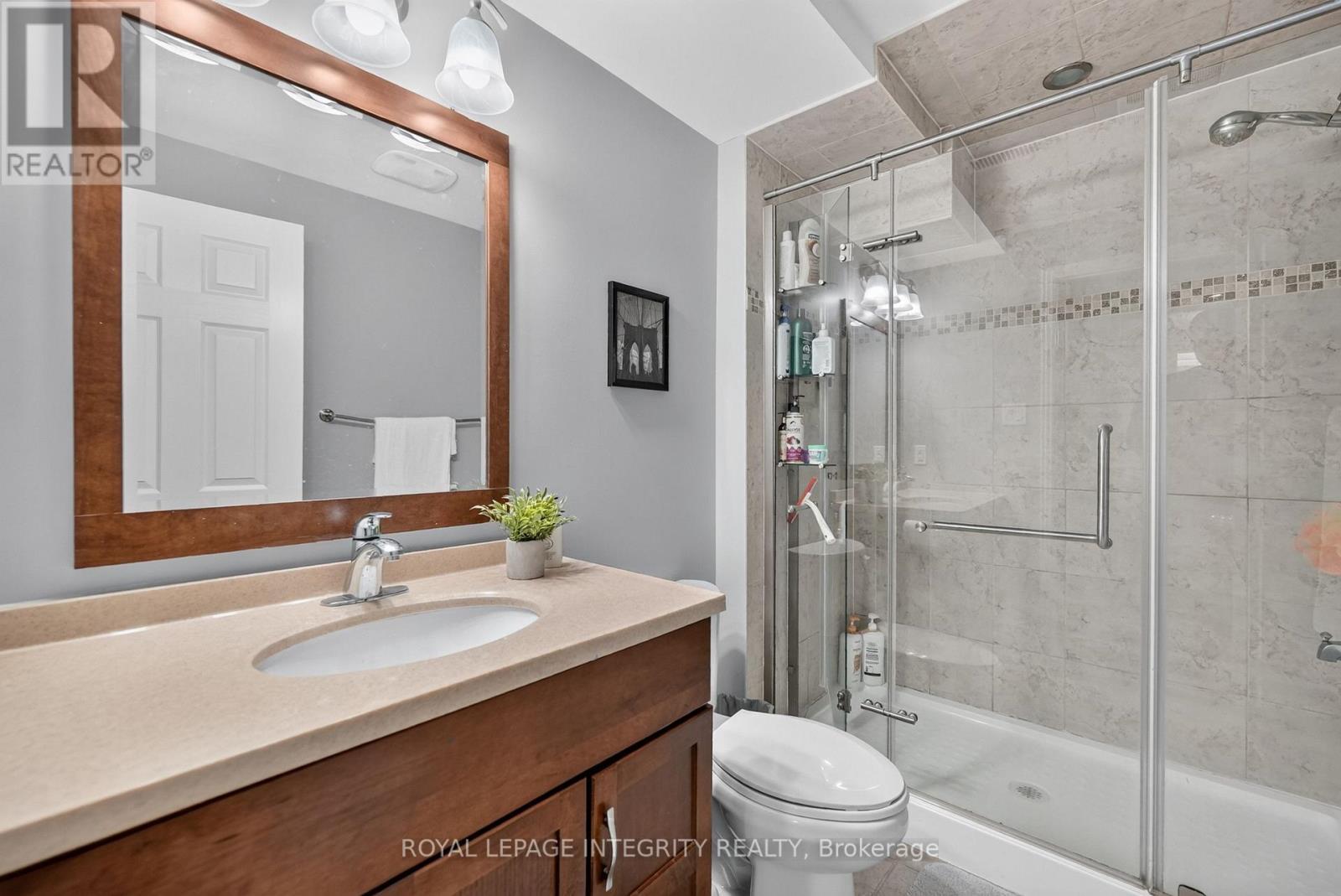 Basement full bath - 29 Nortoba Crescent, Ottawa, ON - Indoor Photo Showing Bathroom