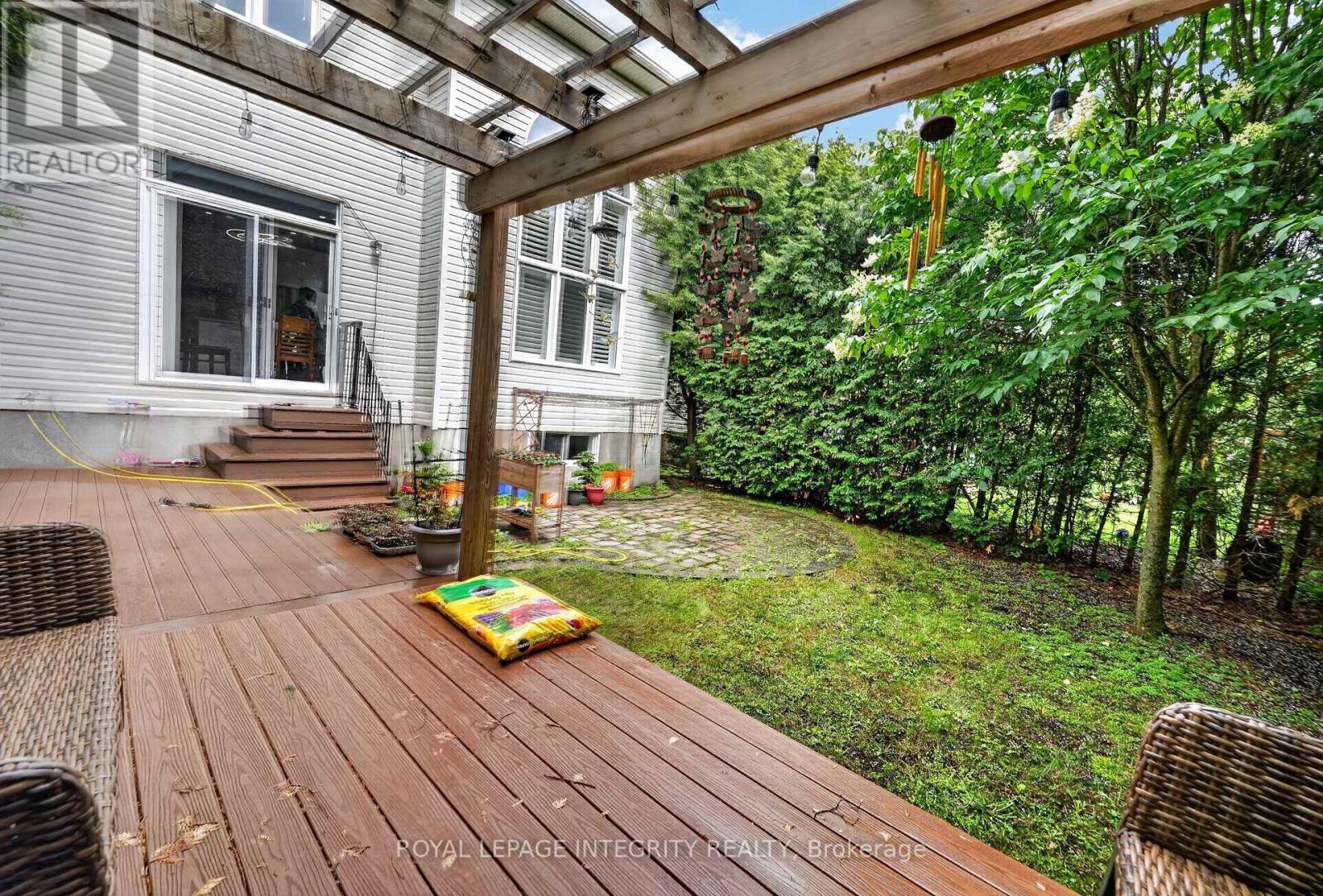 29 Nortoba Crescent, Ottawa, ON - Outdoor With Deck Patio Veranda