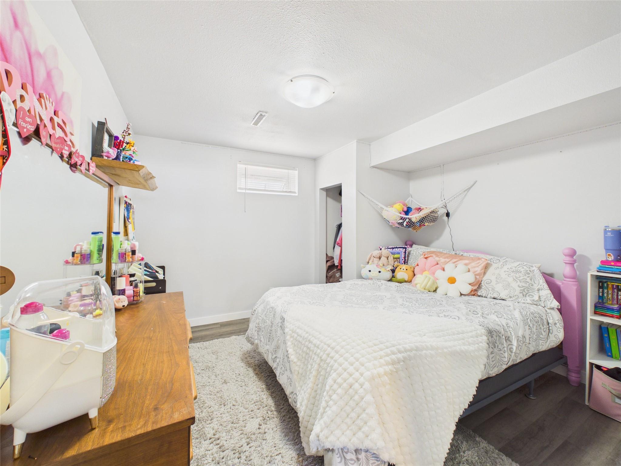 1819 2Nd Street, Cranbrook, BC - Indoor Photo Showing Bedroom
