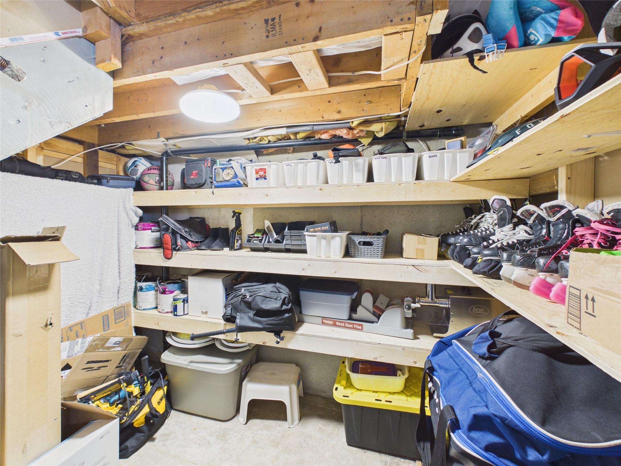 1819 2Nd Street, Cranbrook, BC - Indoor Photo Showing Other Room