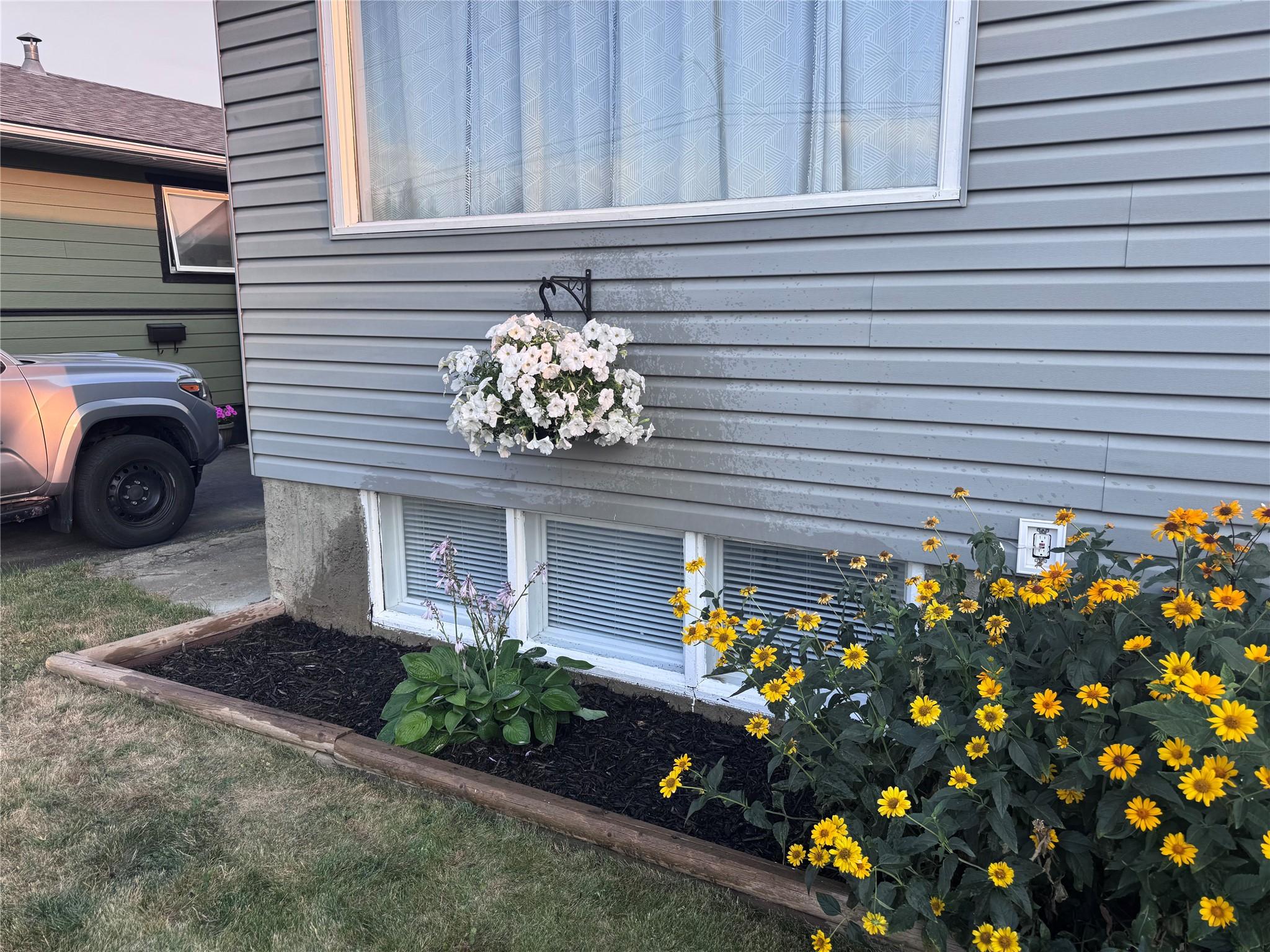 1819 2Nd Street, Cranbrook, BC - Outdoor