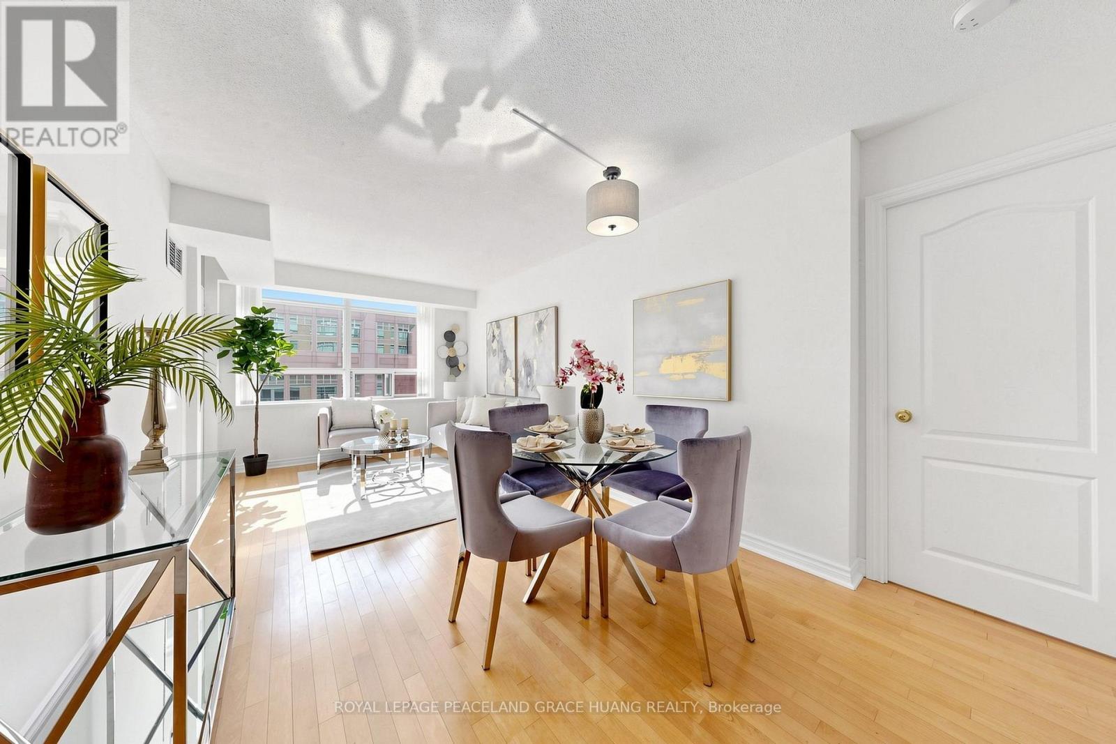 609 - 5 Rosehill Avenue, Toronto, ON - Indoor Photo Showing Dining Room