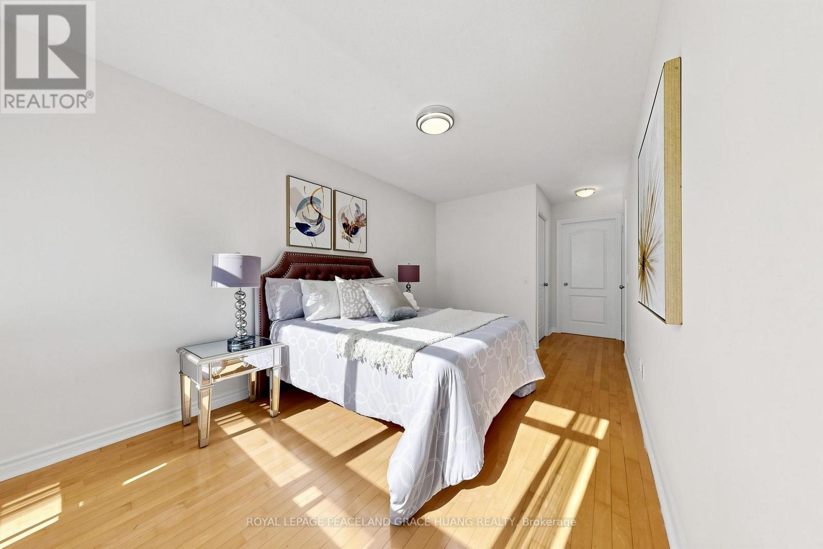 609 - 5 Rosehill Avenue, Toronto, ON - Indoor Photo Showing Bedroom