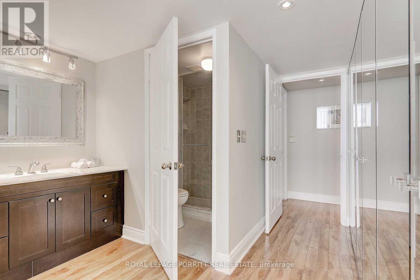 508 - 1271 Walden Circle, Mississauga, ON - Indoor Photo Showing Bathroom