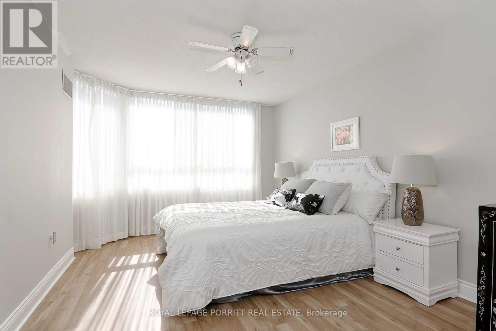 508 - 1271 Walden Circle, Mississauga, ON - Indoor Photo Showing Bedroom