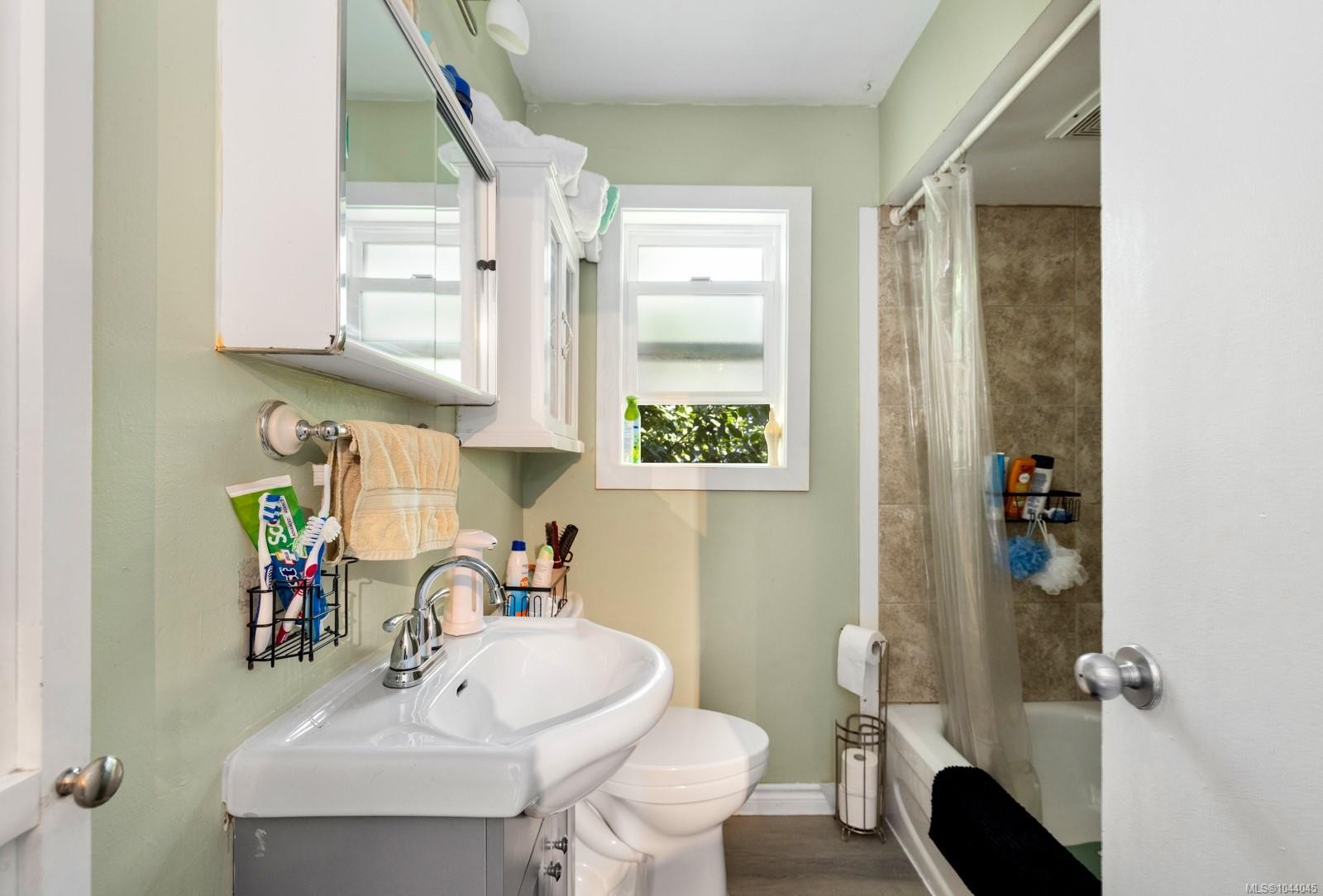 461 Howard Ave, Duncan, BC