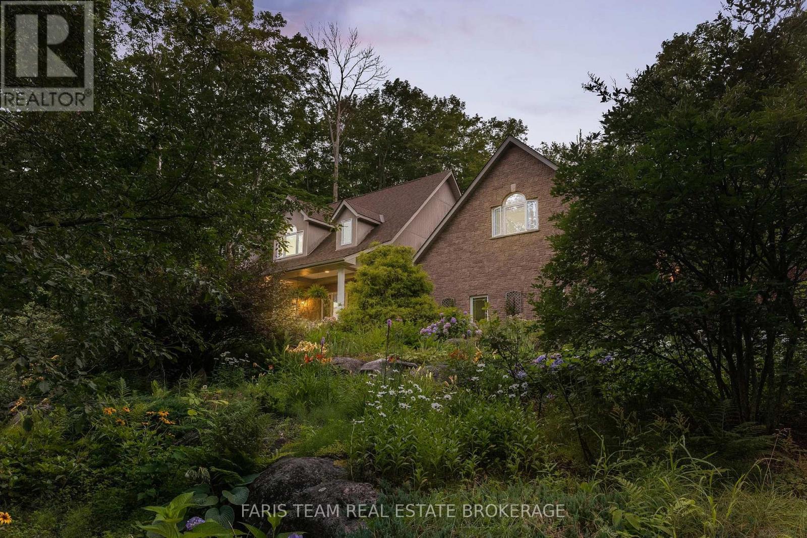 105 Copeland Creek Drive, Tiny, ON - Outdoor