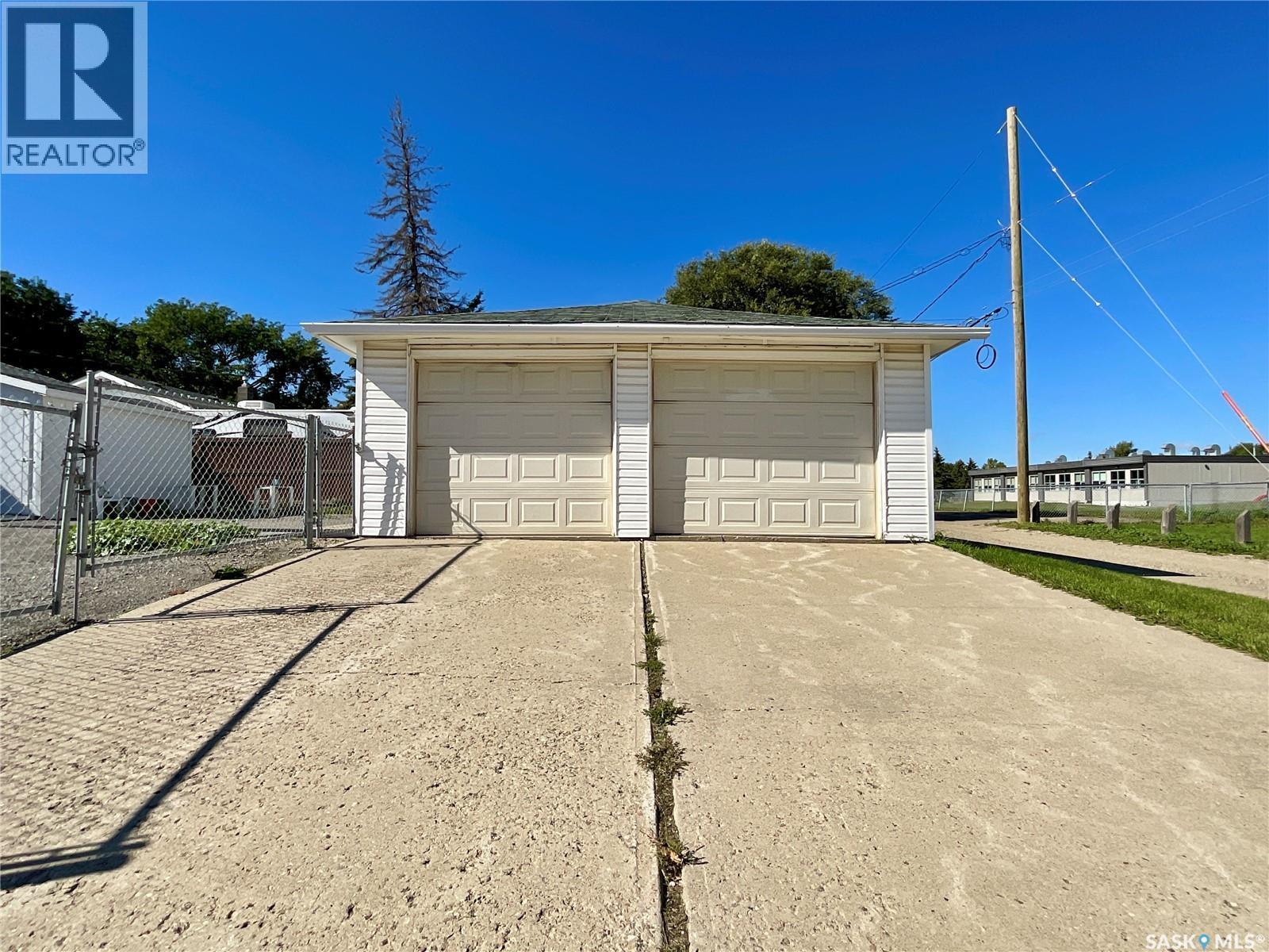 1240 10Th Avenue E, Regina, SK