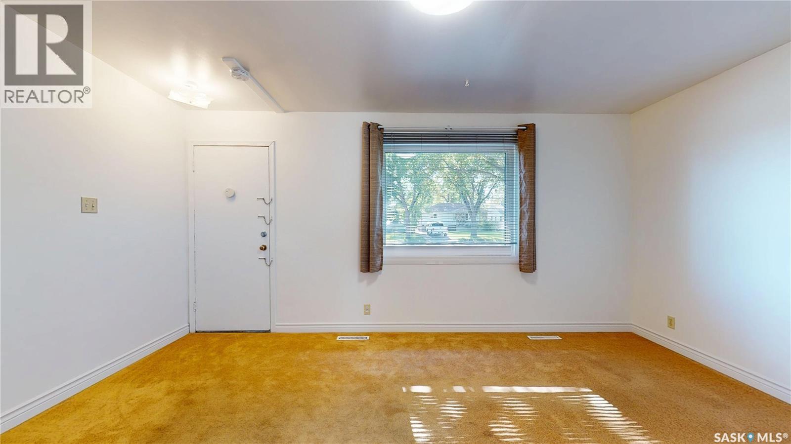 1240 10Th Avenue E, Regina, SK
