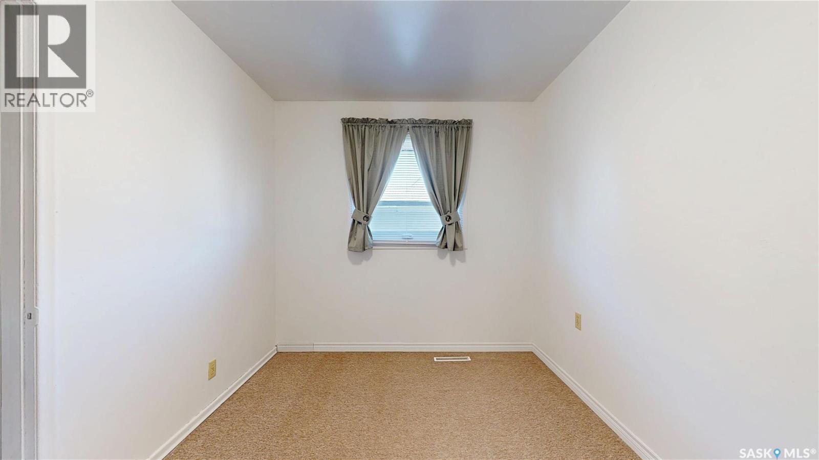1240 10Th Avenue E, Regina, SK