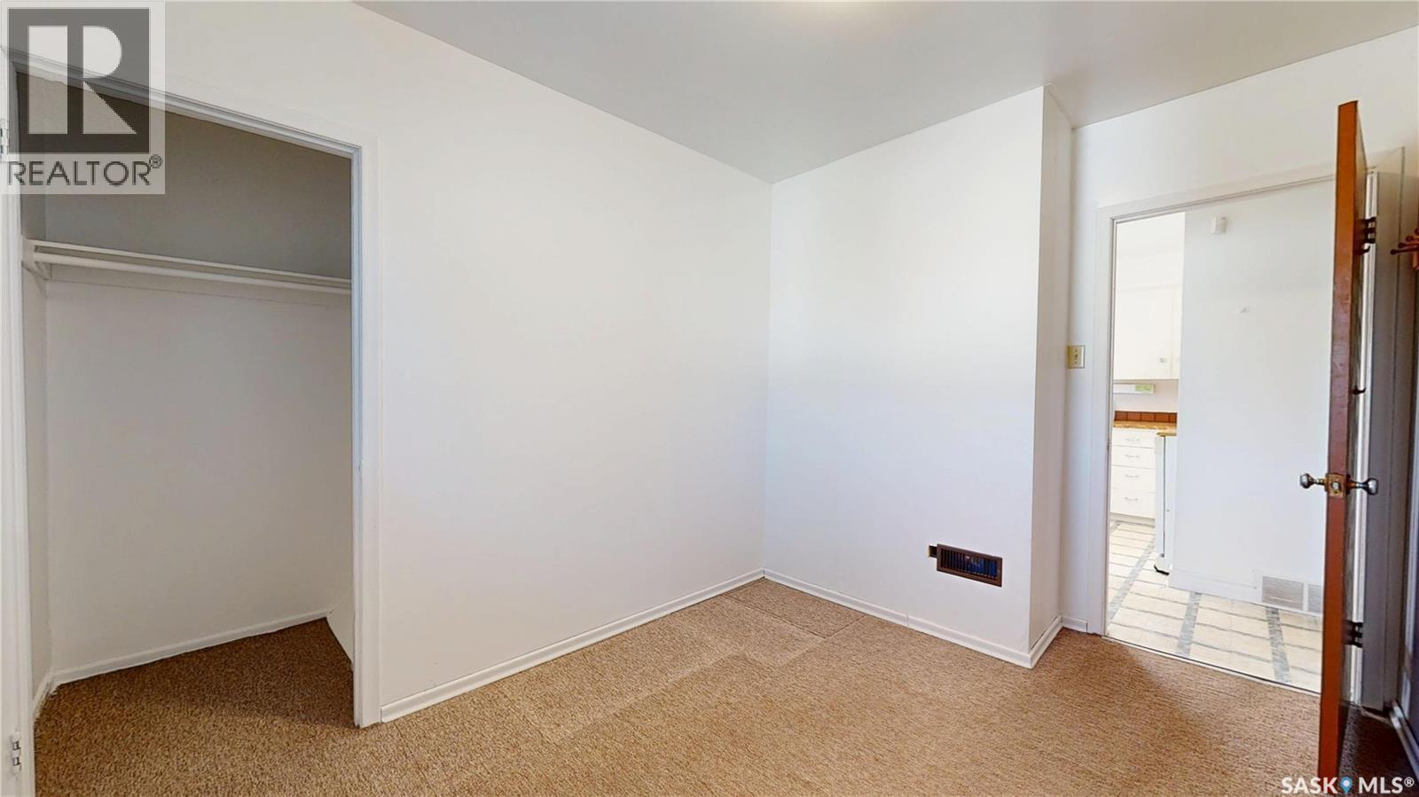 1240 10Th Avenue E, Regina, SK
