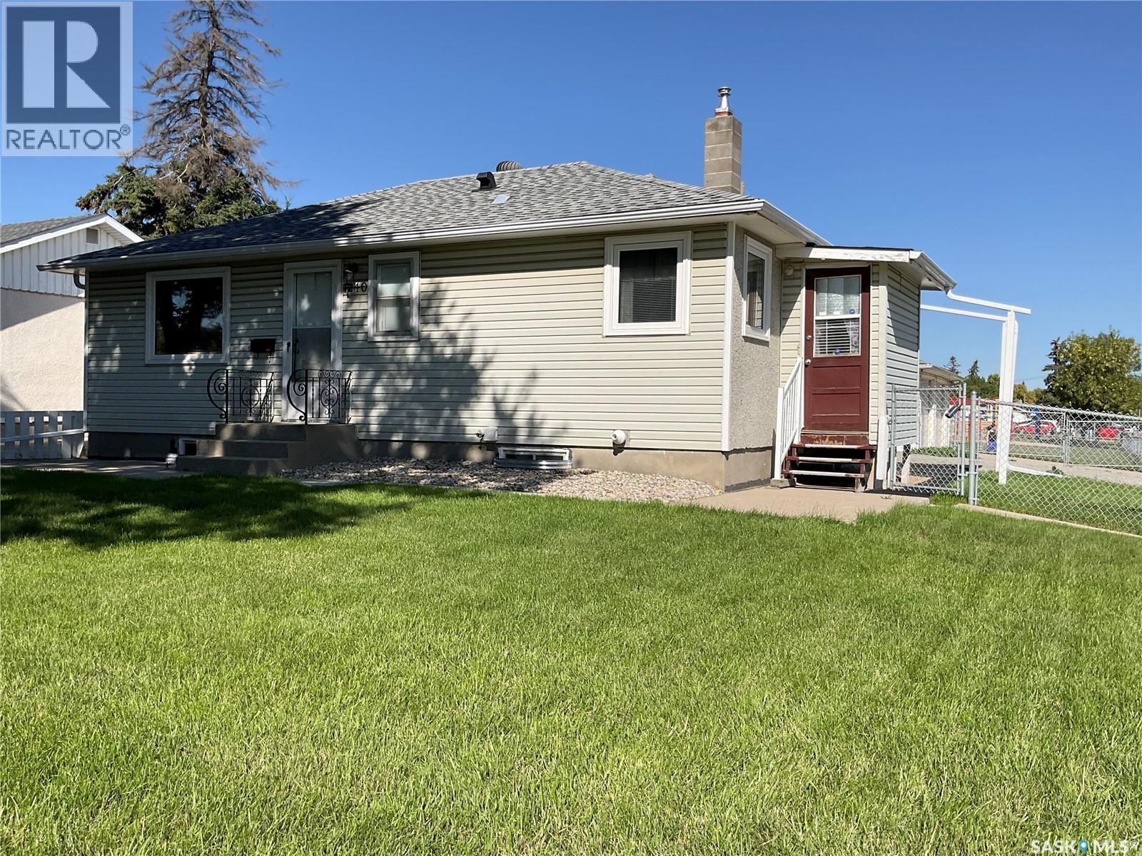 1240 10Th Avenue E, Regina, SK